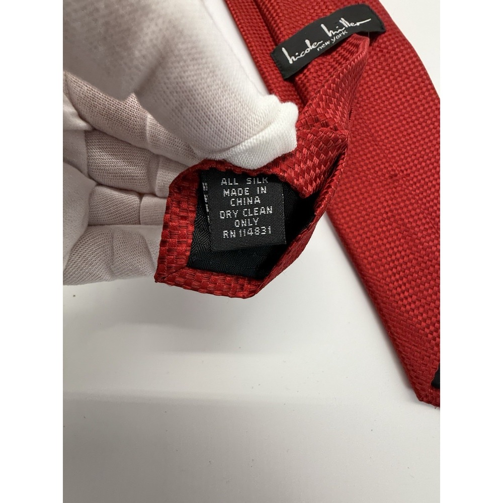 Nicole Miller New York Solid Red Men's Necktie 3.5"x 57" 100% Silk - Picture 4 of 6
